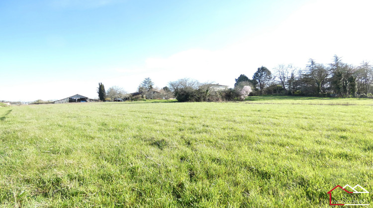 Ma-Cabane - Vente Terrain Saint-Antoine-Cumond, 2225 m²