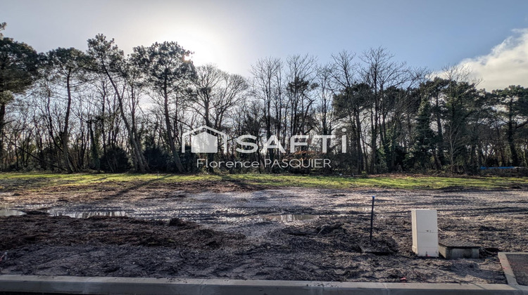 Ma-Cabane - Vente Terrain Saint-Aubin-de-Medoc, 555 m²