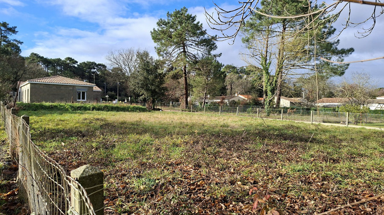 Ma-Cabane - Vente Terrain Saint-Augustin, 901 m²
