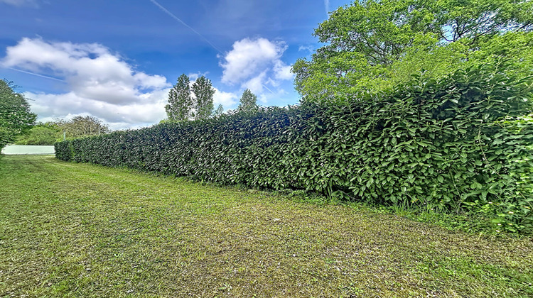 Ma-Cabane - Vente Terrain SAINT-BARTHELEMY-D'ANJOU, 1551 m²