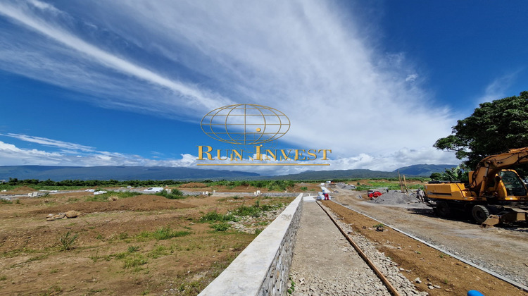 Ma-Cabane - Vente Terrain Saint-Benoît, 305 m²