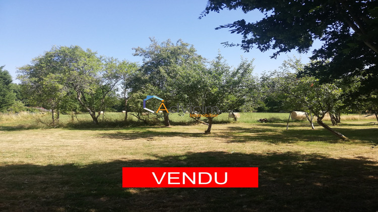 Ma-Cabane - Vente Terrain Saint-Benoît-du-Sault, 2416 m²