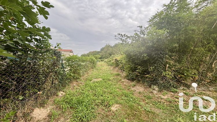Ma-Cabane - Vente Terrain Saint-Benoît-la-Forêt, 704 m²