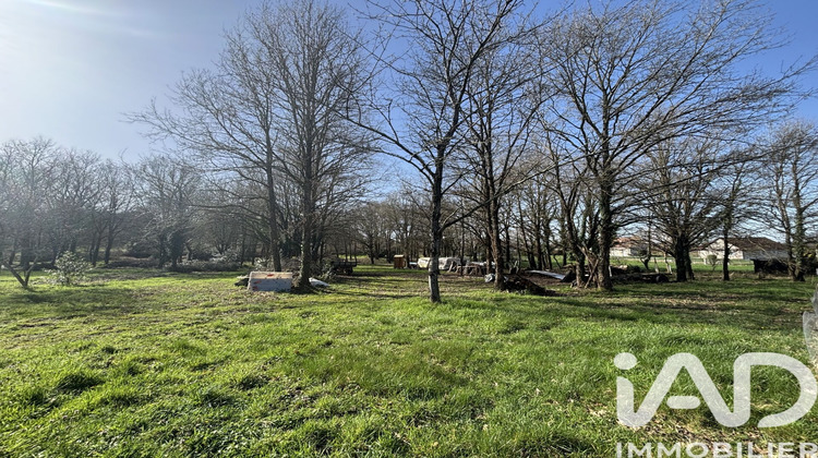 Ma-Cabane - Vente Terrain Saint-Benoît-la-Forêt, 4628 m²