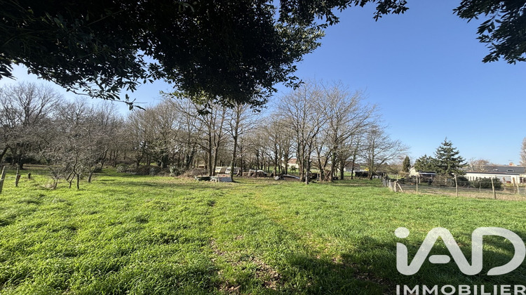 Ma-Cabane - Vente Terrain Saint-Benoît-la-Forêt, 4628 m²
