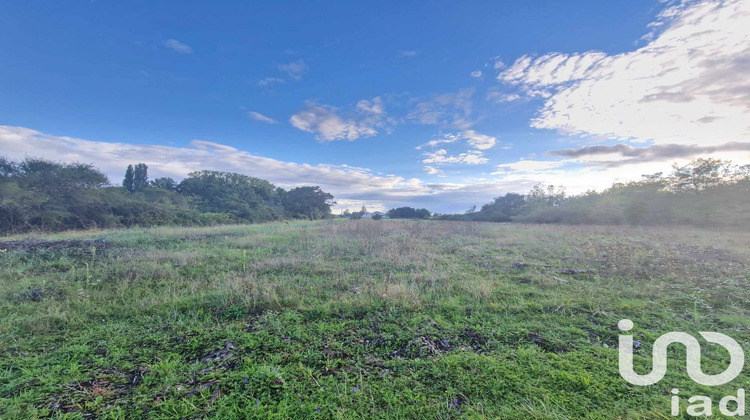 Ma-Cabane - Vente Terrain Saint-Benoît-sur-Loire, 5091 m²