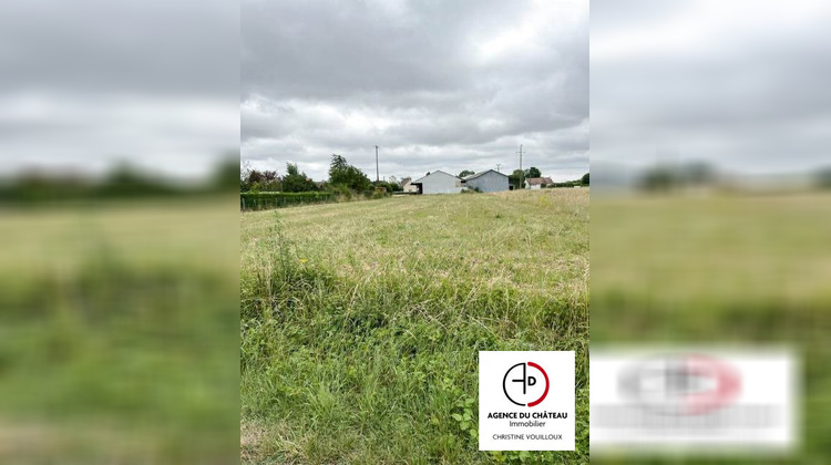 Ma-Cabane - Vente Terrain Saint-Benoît-sur-Loire, 1897 m²