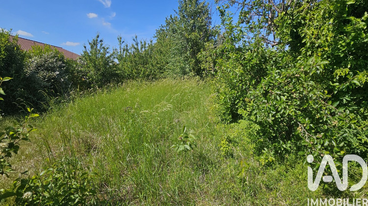 Ma-Cabane - Vente Terrain Saint-Bonnet-Près-Riom, 549 m²
