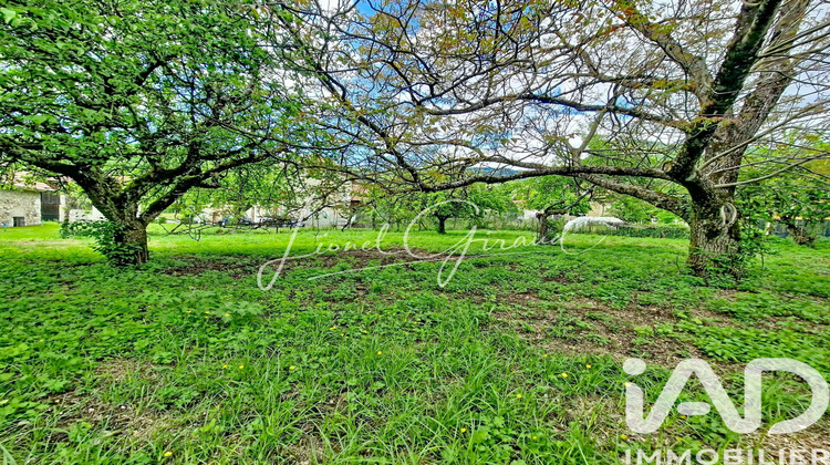 Ma-Cabane - Vente Terrain Saint-Christophe, 645 m²