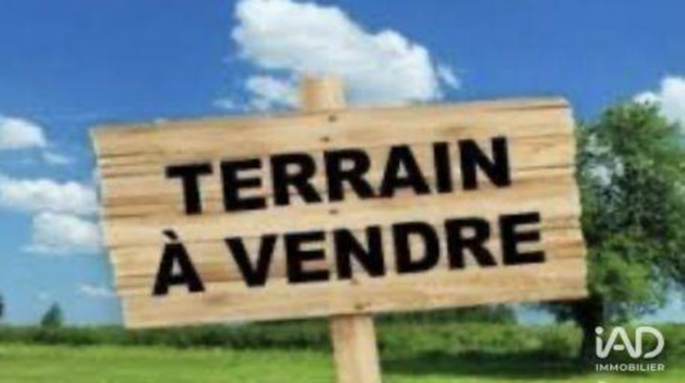 Ma-Cabane - Vente Terrain Saint-Christophe-du-Ligneron, 440 m²
