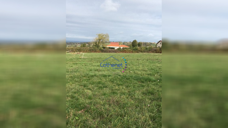 Ma-Cabane - Vente Terrain Saint-Christophe-en-Brionnais, 1050 m²