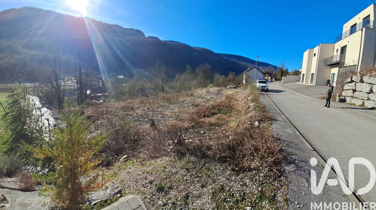 Ma-Cabane - Vente Terrain Saint-Claude, 1902 m²