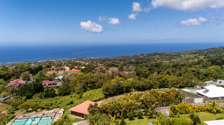 Ma-Cabane - Vente Terrain Saint-Claude, 1200 m²