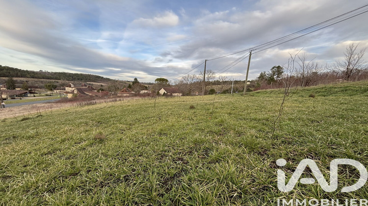 Ma-Cabane - Vente Terrain Saint-Crépin-d'Auberoche, 2276 m²