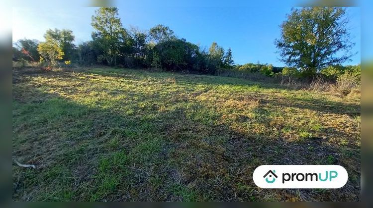 Ma-Cabane - Vente Terrain Saint-Cyprien, 1946 m²