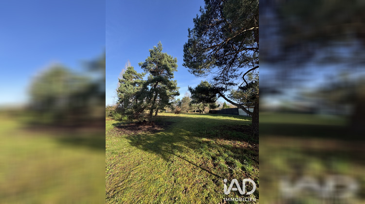 Ma-Cabane - Vente Terrain Saint-Denis-de-l'Hôtel, 3111 m²