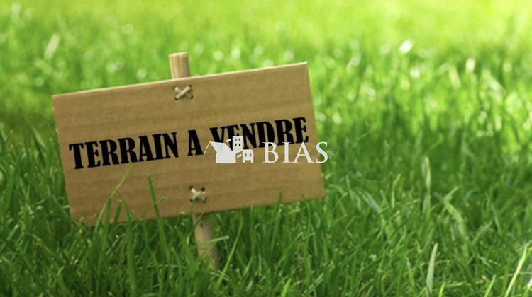 Ma-Cabane - Vente Terrain Saint-Denis-des-Monts, 3193 m²