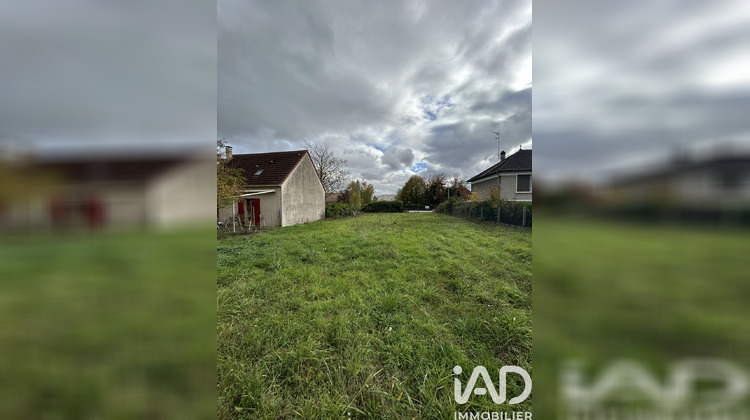 Ma-Cabane - Vente Terrain Saint-Doulchard, 2185 m²