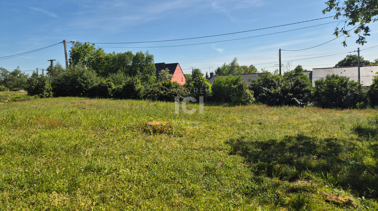 Ma-Cabane - Vente Terrain SAINT-ETIENNE-DE-MONTLUC, 803 m²