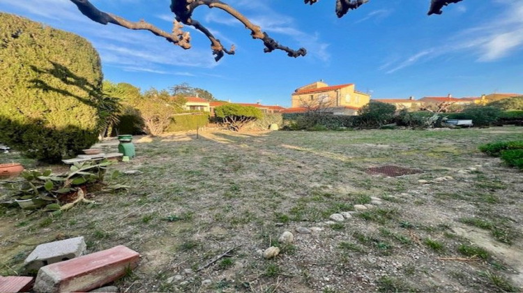 Ma-Cabane - Vente Terrain SAINT FELIU D'AMONT, 539 m²