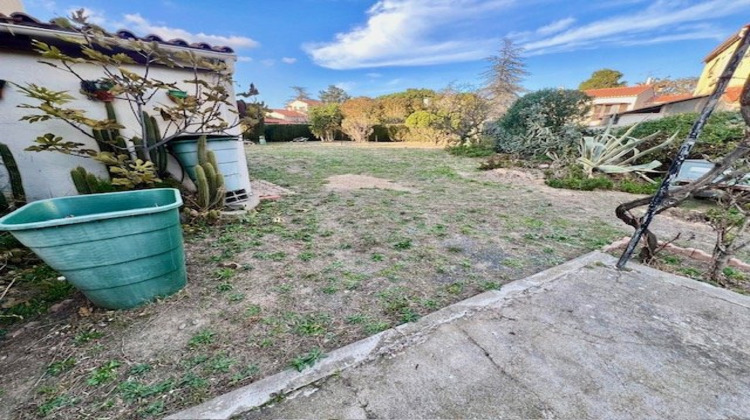 Ma-Cabane - Vente Terrain SAINT FELIU D'AMONT, 539 m²