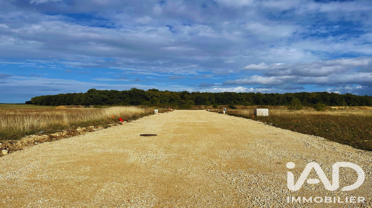 Ma-Cabane - Vente Terrain Saint-Florent-sur-Cher, 923 m²