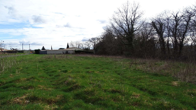 Ma-Cabane - Vente Terrain SAINT-FRONT-DE-PRADOUX, 1626 m²