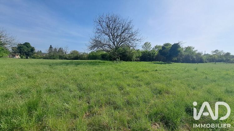 Ma-Cabane - Vente Terrain Saint-Front-de-Pradoux, 8192 m²