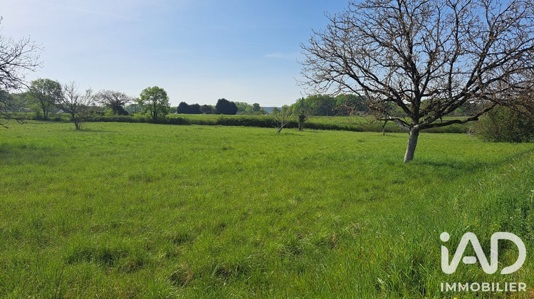 Ma-Cabane - Vente Terrain Saint-Front-de-Pradoux, 8192 m²