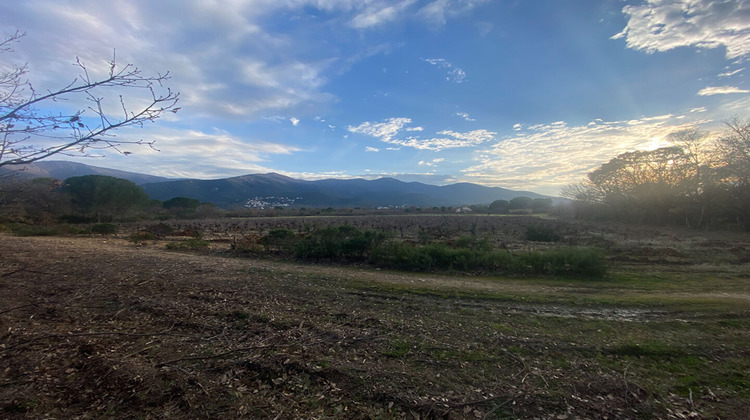 Ma-Cabane - Vente Terrain SAINT-GENIS-DES-FONTAINES, 5418 m²