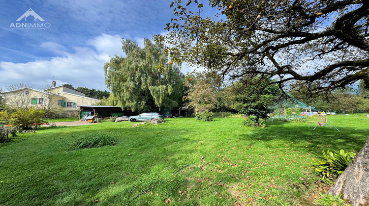 Ma-Cabane - Vente Terrain Saint-Genis-Pouilly, 542 m²