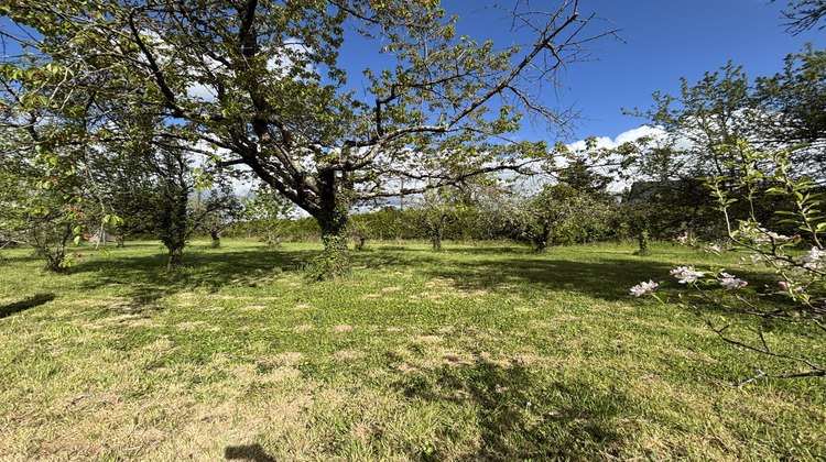 Ma-Cabane - Vente Terrain Saint-Genouph, 6360 m²