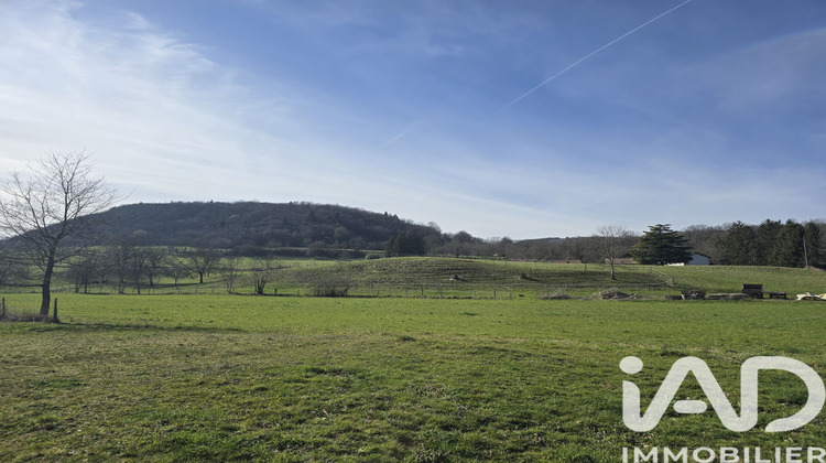 Ma-Cabane - Vente Terrain Saint-Geoire-en-Valdaine, 1198 m²