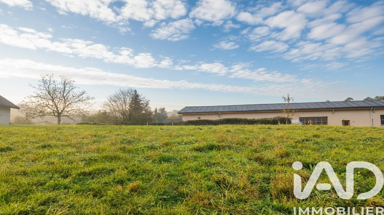 Ma-Cabane - Vente Terrain Saint-Geoire-en-Valdaine, 745 m²