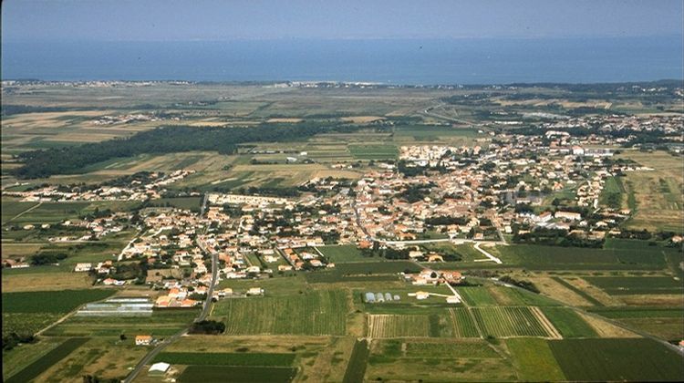 Ma-Cabane - Vente Terrain SAINT-GEORGES-D'OLERON, 700 m²