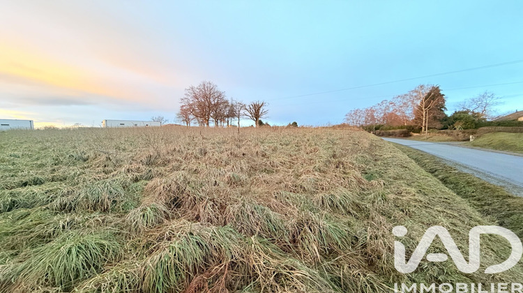 Ma-Cabane - Vente Terrain Saint-Georges-de-Mons, 2539 m²