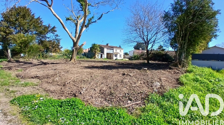 Ma-Cabane - Vente Terrain Saint-Georges-des-Coteaux, 501 m²