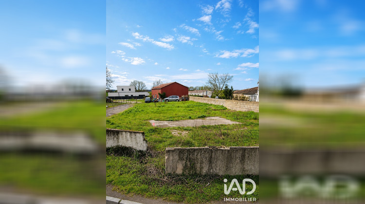 Ma-Cabane - Vente Terrain Saint-Georges-des-Coteaux, 568 m²
