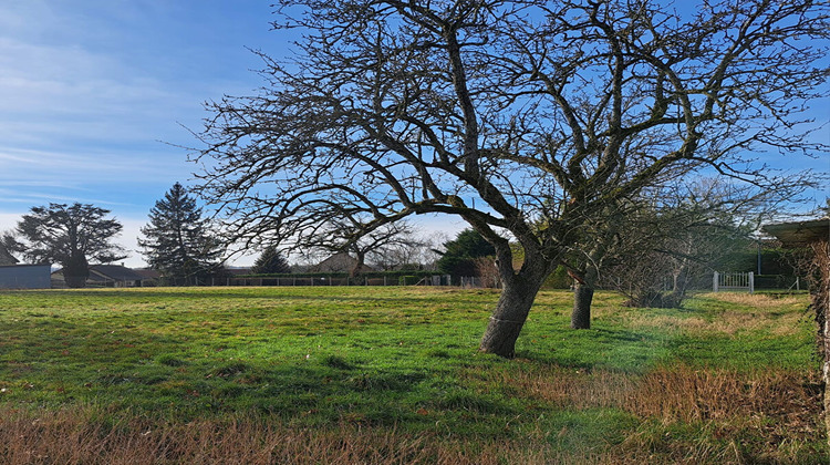 Ma-Cabane - Vente Terrain SAINT-GERMAIN-DU-BOIS, 2100 m²