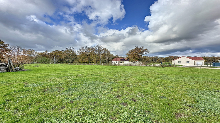 Ma-Cabane - Vente Terrain Saint-Germain-du-Plain, 1703 m²