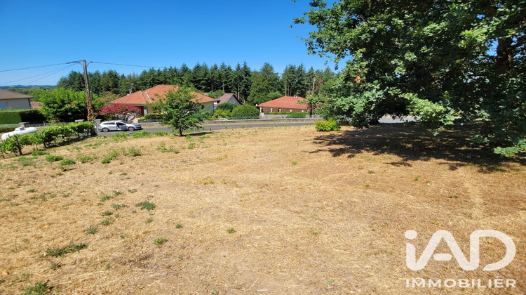 Ma-Cabane - Vente Terrain Saint-Germain-les-Vergnes, 869 m²