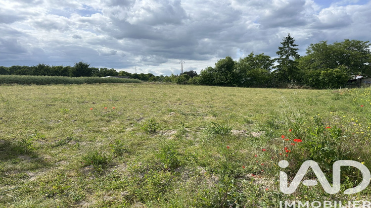 Ma-Cabane - Vente Terrain Saint-Hilaire-Au-Temple, 772 m²