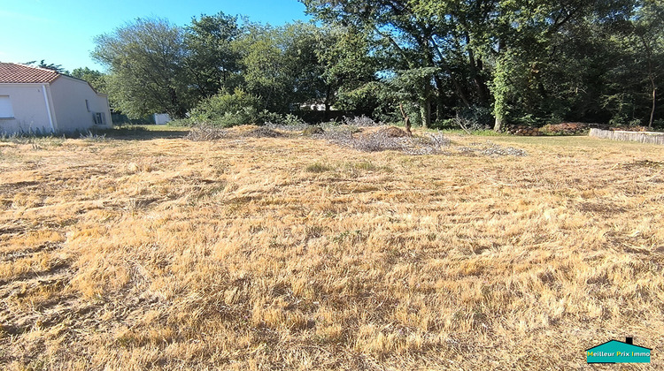 Ma-Cabane - Vente Terrain SAINT-HILAIRE-DE-RIEZ, 791 m²