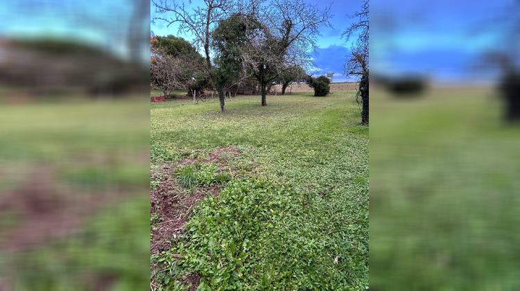 Ma-Cabane - Vente Terrain Saint-Hilaire-de-Villefranche, 834 m²