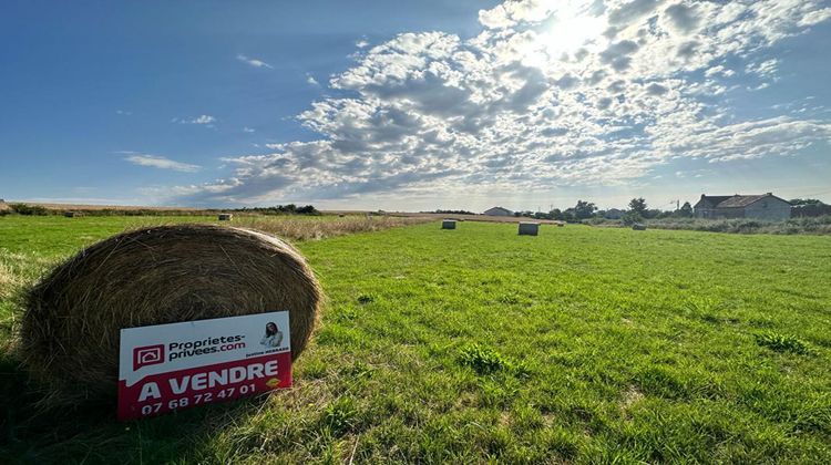 Ma-Cabane - Vente Terrain SAINT HILAIRE LA CROIX, 803 m²