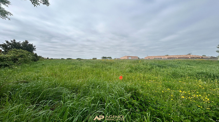 Ma-Cabane - Vente Terrain SAINT-JEAN-DE-LIVERSAY, 882 m²