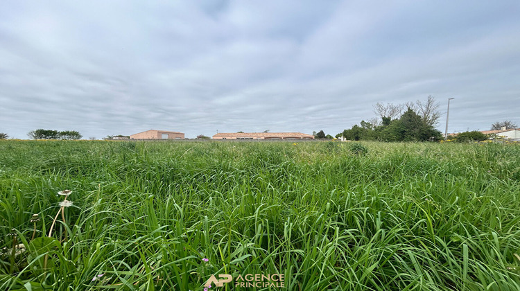 Ma-Cabane - Vente Terrain SAINT-JEAN-DE-LIVERSAY, 596 m²