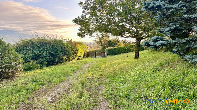 Ma-Cabane - Vente Terrain Saint-Jean-de-Moirans, 1270 m²