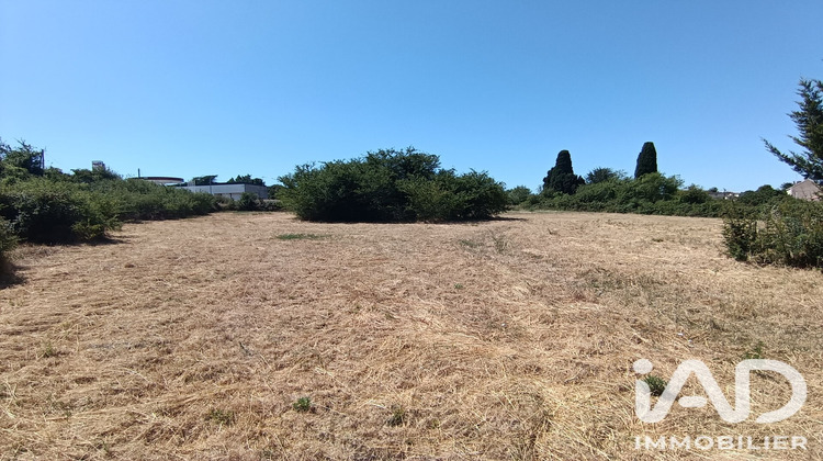 Ma-Cabane - Vente Terrain Saint-Jean-de-Thouars, 1200 m²
