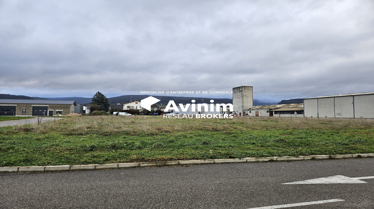 Ma-Cabane - Vente Terrain Saint-Jean-le-Vieux, 550 m²